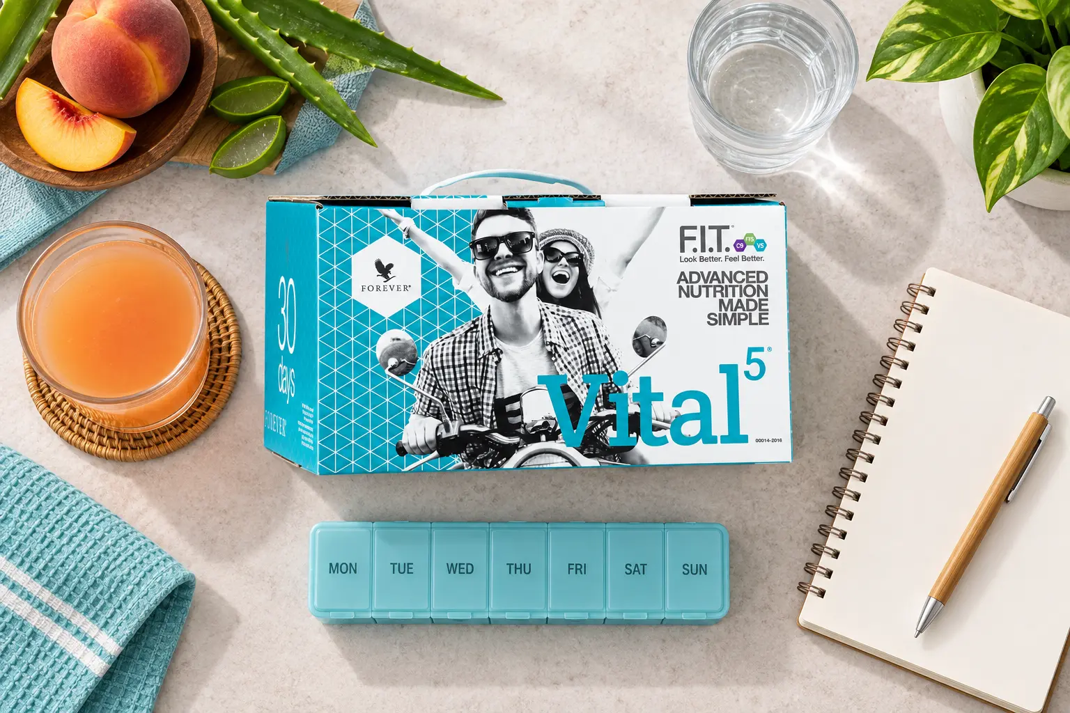 Vital5 s Forever Aloe Peaches v produktovej a každodennej scéne